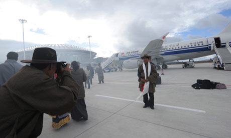 Daocheng Yading Airport